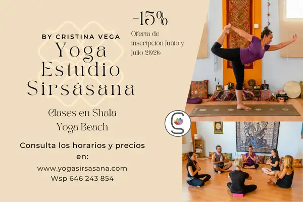 Clases de Yoga Beach en en Yoga Sirsasana